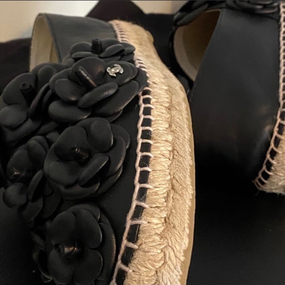 Chanel Black Leather Camellia Espadrilles Size 40 - Picture 4 of 10